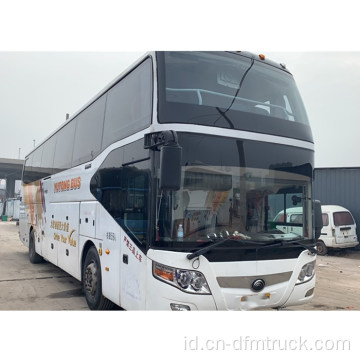 Bus bus Yutong 6127 59 kursi bekas pakai